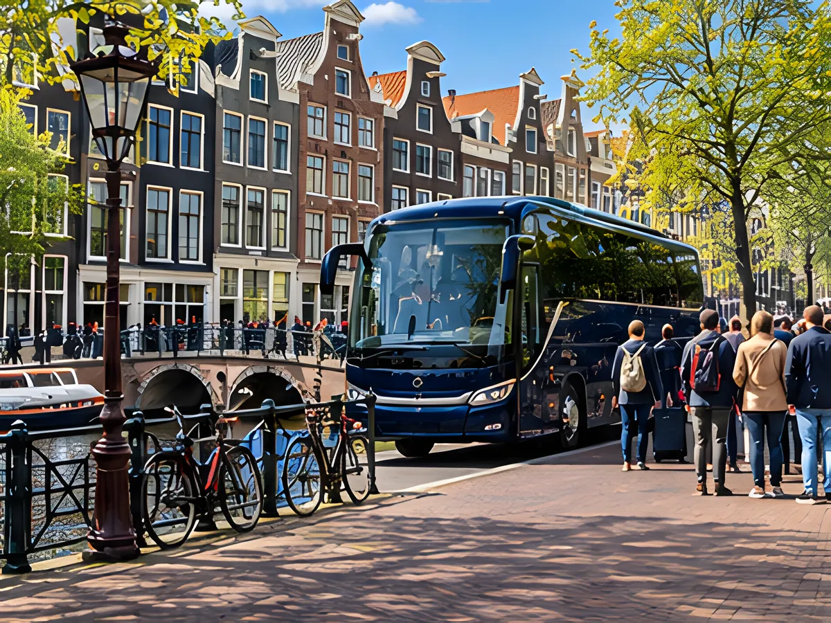 Amsterdam City Highlights by Bus: Canals, Culture & Comfort